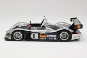Audi R8R LMP #8 F. Biela / E. Pirro / D. Theys 24 Hours of Le Mans 1999 Maisto 1:18 538881 Pressofusione — immagine 4 di 8