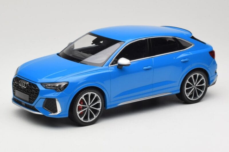 Audi RS Q3 F3 Sportback Blu Minichamps 1:18 155018101 Pressofusione