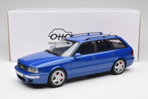 Audi RS2 B4 Avant Blu Otto 1:12 G075 Resina — immagine 6 di 6