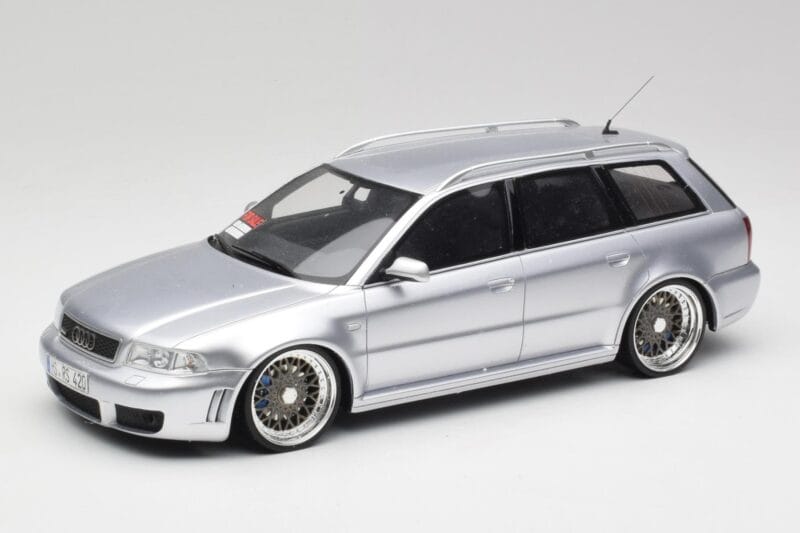 Audi RS4 B5 Avant Argento Custom Wheels Otto 1:18 OT521 Resina