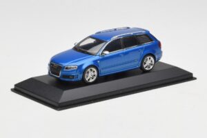 Audi RS4 B7 Avant Blue Metallic Minichamps 1:43 AUDI010 Pressofusione — immagine 2 di 4
