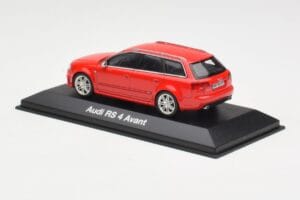 Audi RS4 B7 Avant Rosso Minichamps 1:43 5010509213 Pressofusione — immagine 3 di 4