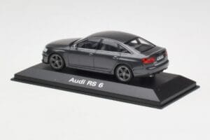 Audi RS6 C6 Daytona Grey Minichamps 1:43 5010810123 Pressofusione — immagine 3 di 4