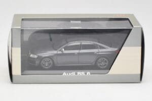 Audi RS6 C6 Daytona Grey Minichamps 1:43 5010810123 Pressofusione — immagine 4 di 4