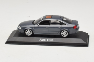 Audi RS6 C5 Grigio Minichamps 1:43 20000001217001 Pressofusione
