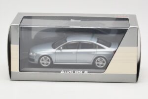 Audi RS6 C6 Monza Silver Minichamps 1:43 5010810113 Pressofusione — immagine 4 di 4