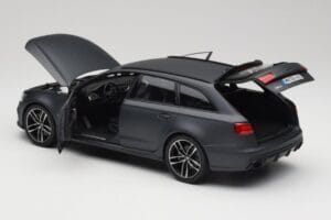 Audi RS6 C7 Avant Matt Grey Minichamps 1:18 110012012 Pressofusione — immagine 5 di 8