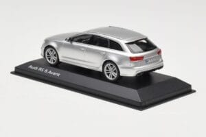 Audi RS6 C7 Avant Prisma Silver Minichamps 1:43 5011216213 Pressofusione — immagine 3 di 4
