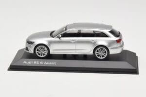 Audi RS6 C7 Avant Prisma Silver Minichamps 1:43 5011216213 Pressofusione