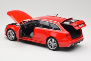 Audi RS6 C7 Avant Rosso Minichamps 1:18 110012011 Pressofusione — immagine 5 di 8