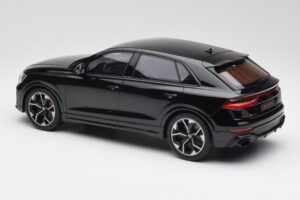 Audi RSQ8 Night Nero GT Spirit 1:18 GT305 Resina — immagine 5 di 6