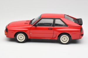 Audi Sport Quattro Rosso Edizione Concessionaria AUTOart 1:18 5030400205 Pressofusione — immagine 4 di 8