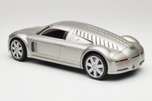 Audi Rosemeyer Argento Maisto 1:18 31625 Pressofusione — immagine 7 di 8