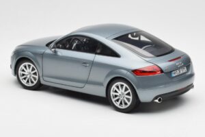 Audi TT 8J Condor Grigio Minichamps 1:18 5010500415 Pressofusione — immagine 7 di 8