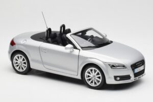 Audi TT 8J Roadster Argento Chiaro Minichamps 1:18 5010500515 Pressofusione — immagine 6 di 8