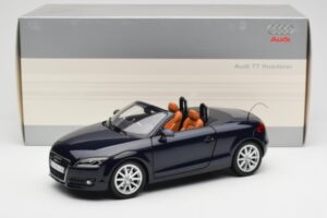 Audi TT 8J Roadster Blu Mare Profondo Minichamps 1:18 5010500525 Pressofusione — immagine 8 di 8
