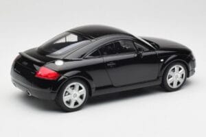 Audi TT 8N Nero Minichamps 1:18 155017021 Pressofusione — immagine 2 di 6