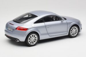 Audi TT 8N RHD Lake Argento Metallizzato Minichamps 1:18 150015020 Pressofusione — immagine 3 di 8