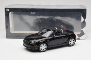 Audi TT 8N Roadster Black Metallic Minichamps 1:18 155017030 Pressofusione — immagine 6 di 6