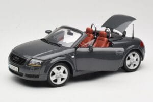 Audi TT 8N Roadster Grigio Maisto 1:18 50346 Pressofusione — immagine 2 di 8