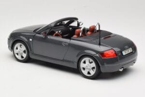 Audi TT 8N Roadster Grigio Maisto 1:18 50346 Pressofusione — immagine 7 di 8
