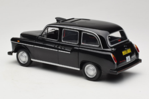 Austin FX4 London Taxi Nero Minichamps 1:18 180136000 Pressofusione — immagine 7 di 8