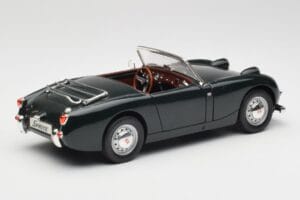 Austin-Healey Sprite Leaf Green Revell 1:18 08837 Pressofusione — immagine 3 di 8