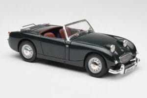 Austin-Healey Sprite Leaf Green Revell 1:18 08837 Pressofusione — immagine 6 di 8