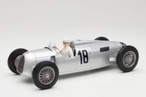 Auto Union Typ C #18 B. Rosemeyer Internationales Eifelrennen Nürburgring Winner 1936 Minichamps 1:18 155361018 Pressofusione