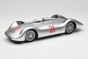 Auto Union Typ C Stromlinie #31 B. Rosemeyer 1937 Argento Revell 1:18 08436 Pressofusione