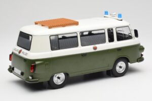Barkas B1000 Polizia Popolare MCG 1:18 MCG18009 Pressofusione — immagine 3 di 6