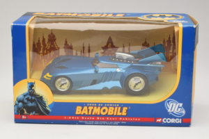 Batmobile DC Comics Corgi 1:24 77511 Pressofusione