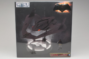 Batwing & Batman Set Metals Diecast 1:24 98325 Pressofusione