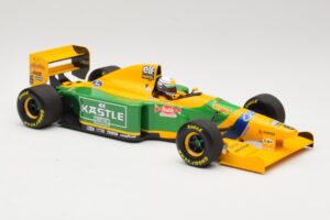 Benetton Ford B193B #5 R. Patrese 3rd Place British GP 1993 Minichamps 1:18 110930906 Pressofusione — immagine 4 di 6