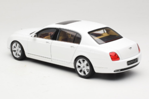 Bentley Continental Flying Spur Bianco Minichamps 1:18 100139461 Pressofusione — immagine 7 di 8
