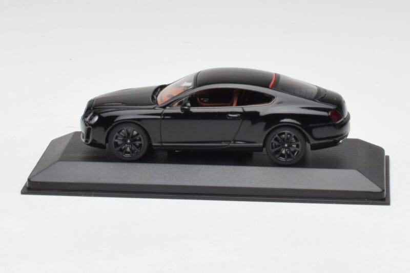 Bentley Continental GT Nero Con Cerchi Neri Minichamps 1:43 BENTLEY002 Pressofusione