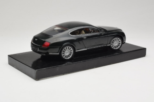 Bentley Continental GT British Racing Green Minichamps 1:18 BL570 Pressofusione — immagine 4 di 8