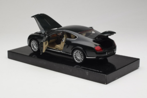 Bentley Continental GT British Racing Green Minichamps 1:18 BL570 Pressofusione — immagine 5 di 8