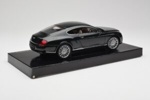 Bentley Continental GT Cumbrian Verde Minichamps 1:18 103139623 Pressofusione — immagine 3 di 8