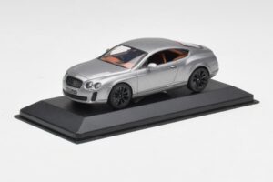 Bentley Continental GT Grigio Con Cerchi Neri Minichamps 1:43 BENTLEY001 Pressofusione — immagine 2 di 4