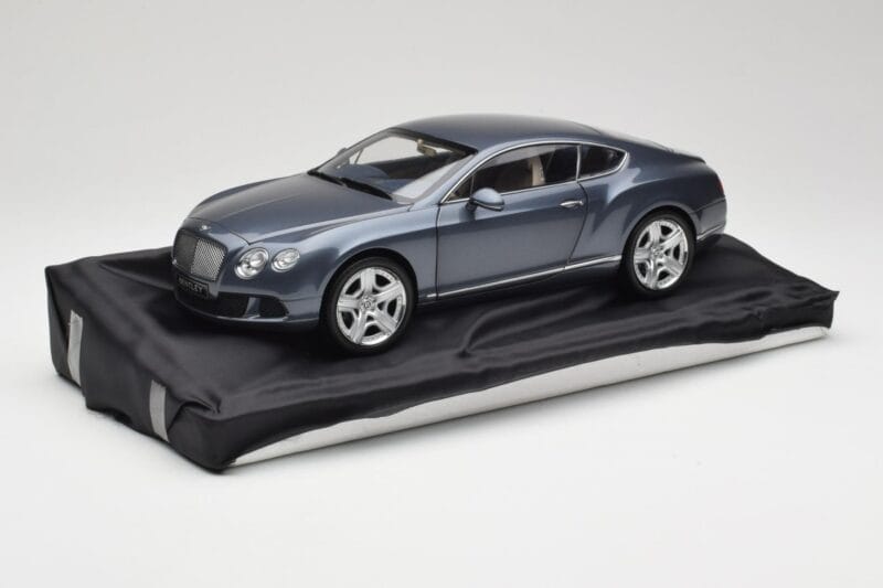 Bentley Continental GT Grey Metallic Minichamps 1:18 100139920 Pressofusione