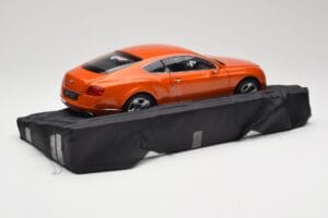 Bentley Continental GT Orange Metallic Minichamps 1:18 100139921 Pressofusione — immagine 3 di 8