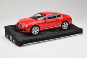 Bentley Continental GT St. James Red Minichamps 1:18 100139922 Pressofusione