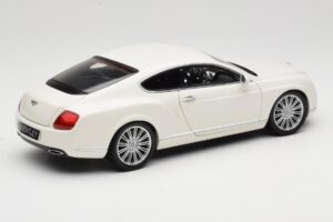 Bentley Continental GT Bianco Minichamps 1:18 100139621 Pressofusione — immagine 3 di 8