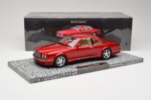 Bentley Continental R Red Metallic Minichamps 1:18 107139940 Pressofusione — immagine 6 di 6