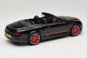 Bentley Continental Supersports ISR Cabriolet Nero Con Cerchi Rossi Bburago 1:18 18-11035 Pressofusione — immagine 3 di 8
