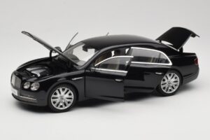 Bentley Flying Spur W12 Diamond Black Kyosho 1:18 08891DBK Pressofusione — immagine 2 di 8