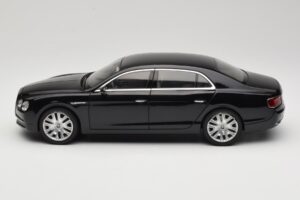 Bentley Flying Spur W12 Diamond Black Kyosho 1:18 08891DBK Pressofusione — immagine 4 di 8