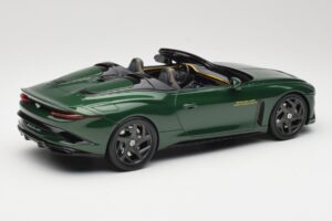 Bentley Mulliner Bacalar Scarab Green TopSpeed 1:18 TS0448 Resina — immagine 2 di 6