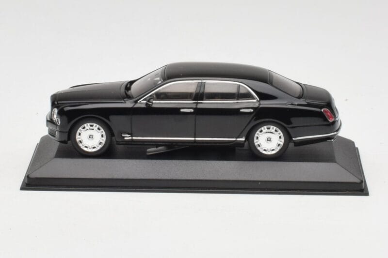 Bentley Mulsanne Nero Minichamps 1:43 436139900 Pressofusione